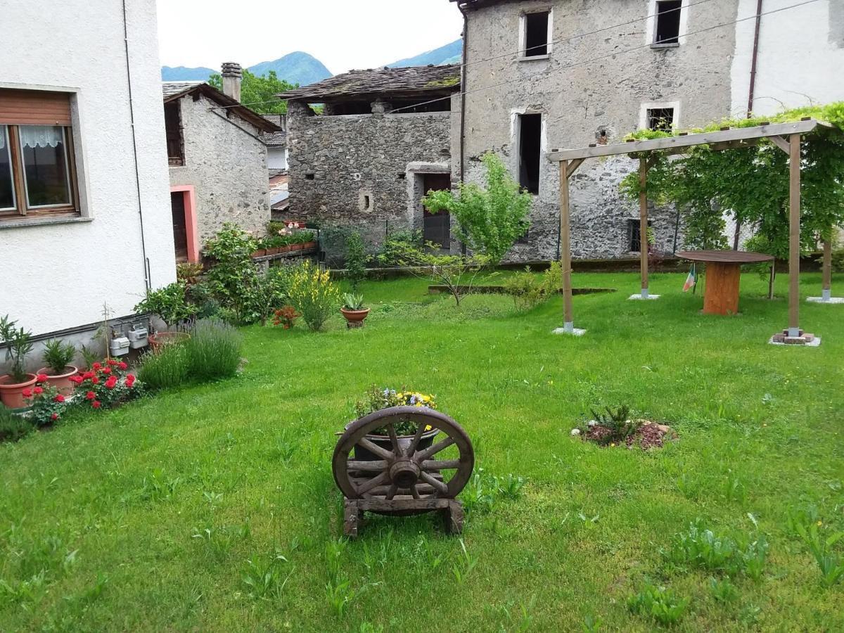 B & B Sentiero Valtellina Castello dell'Acqua 외부 사진